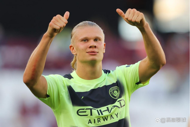 滑雪世界杯卡尔加里站：中国选手张可欣和武绍桐摘银