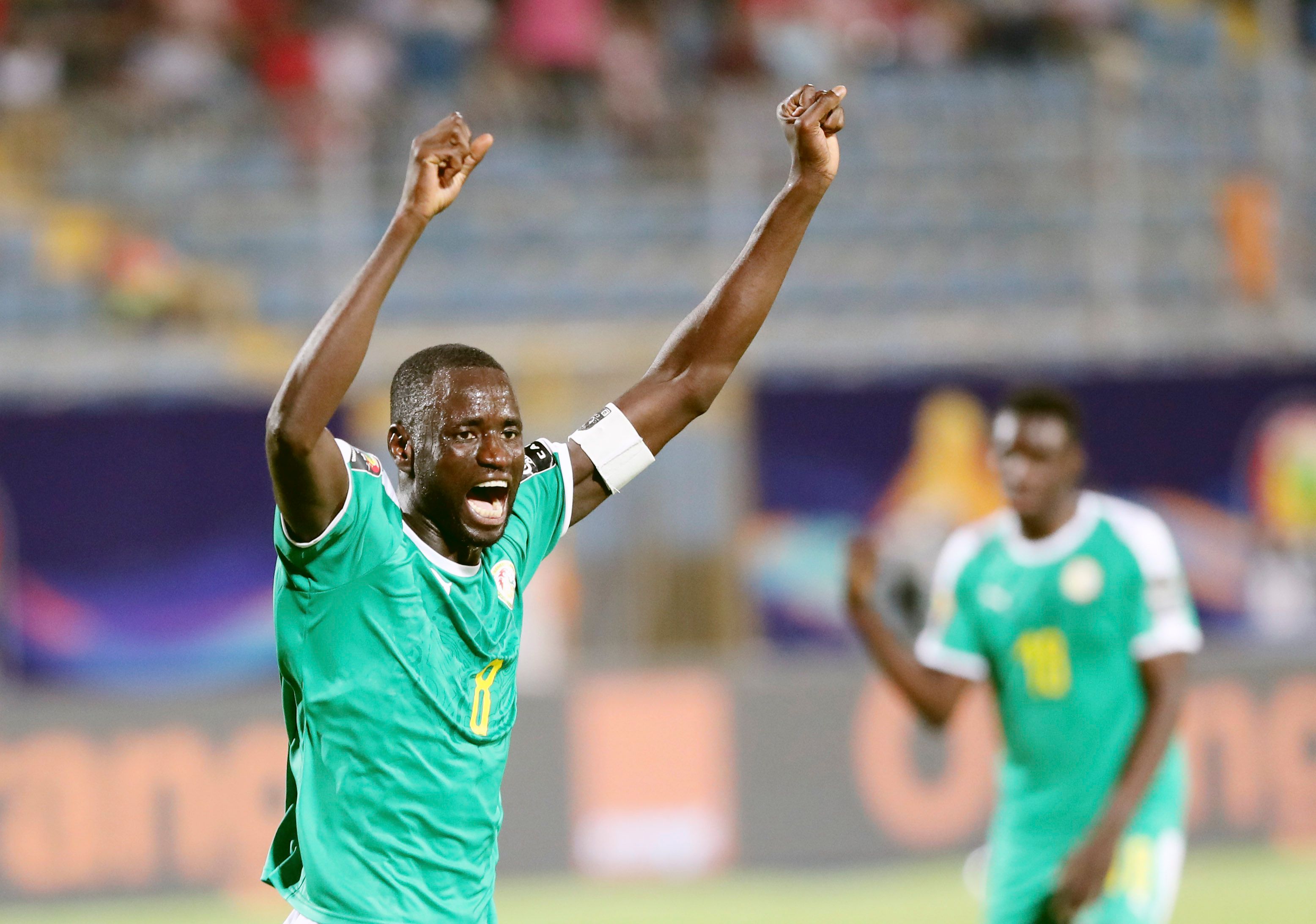 足球丨德甲：斯图加特胜勒沃库森