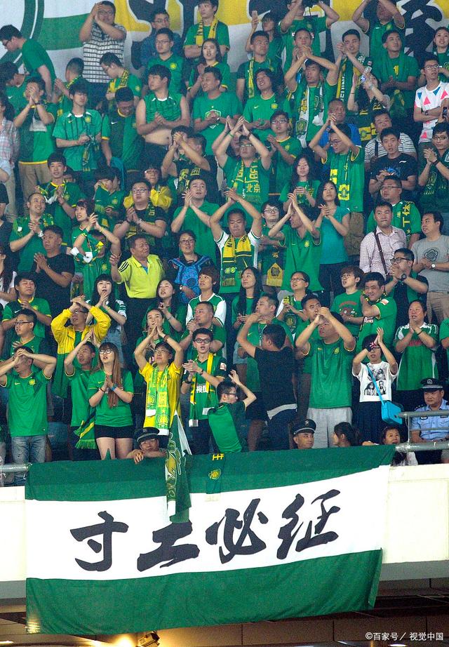 湖人大胜！詹姆斯31+9+11，赛后东契奇先一步退场，艾顿接受采访