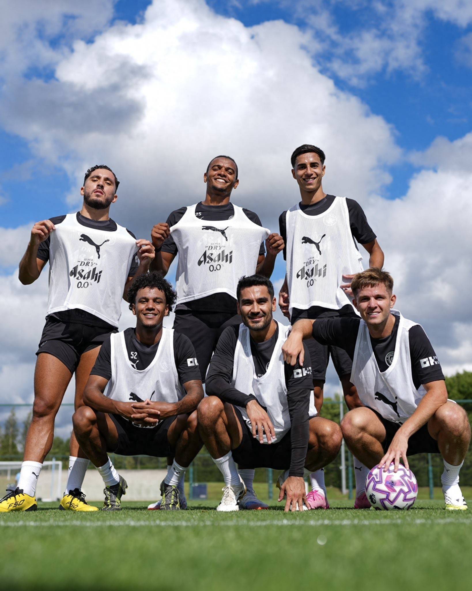 两款加起来月入过亿的爆款，出海竟然双双“滑铁卢”？