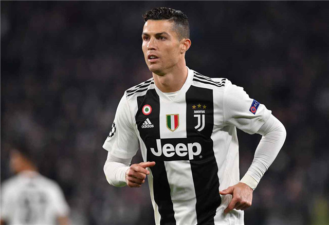 勇士后场防守核心表现下滑，三分火力不足却依然获厚望？