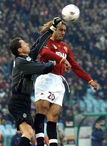 神操作！海港喜得横滨水手中场妖星，性价比高