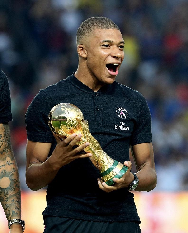 《毁灭战士》之父新作重启 灵感来自《艾尔登法环》