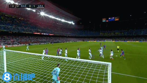 官方：马竞23岁前锋卡洛斯-马丁租借加盟巴列卡诺