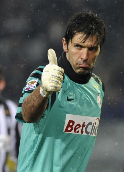 10分优势到25分惨败！勇士负老鹰，库里空砍31分，替补低迷成败因